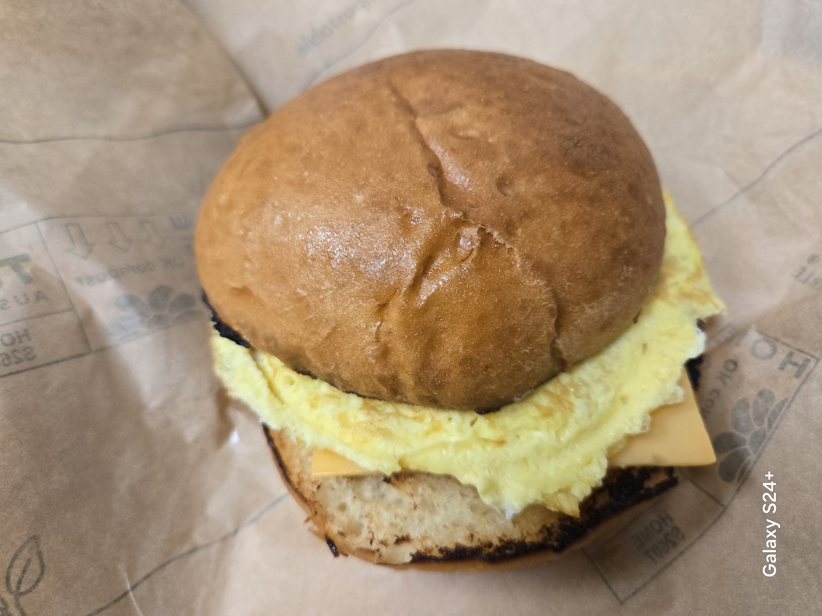Breakfast sandwich